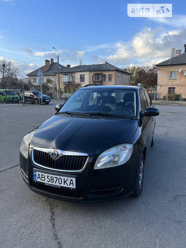 Универсал Skoda Fabia 2009 в Виннице