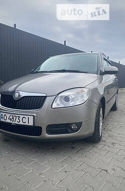 Универсал Skoda Fabia 2008 в Виноградове