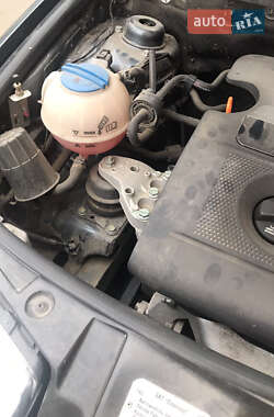Седан Skoda Fabia 2006 в 