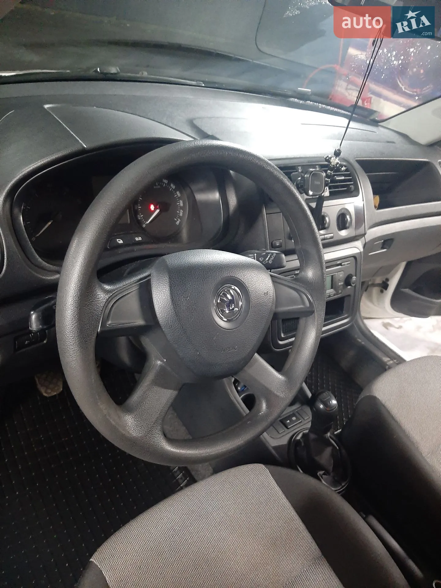2013 Skoda Fabia - мініатюра 22