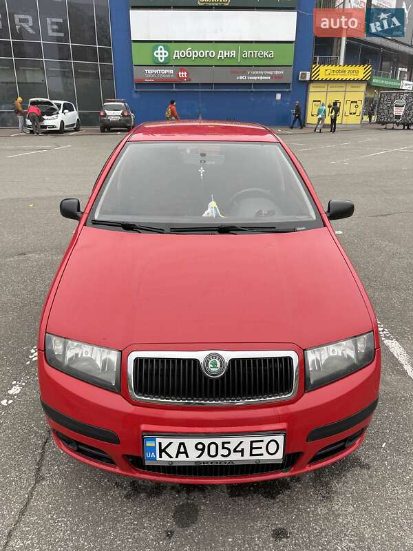 Хэтчбек Skoda Fabia 2007 в 