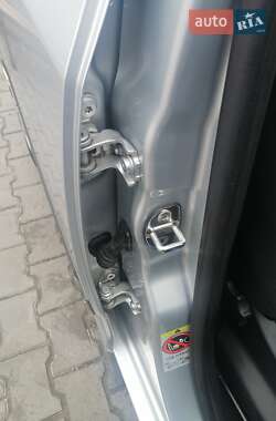 Хетчбек Skoda Fabia 2008 в Дніпрі