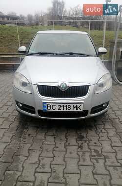 Хетчбек Skoda Fabia 2008 в Дніпрі