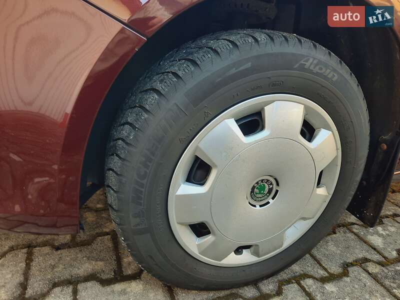 Универсал Skoda Fabia 2011 в Житомире