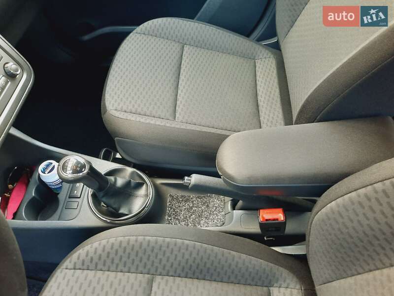 Универсал Skoda Fabia 2011 в Житомире