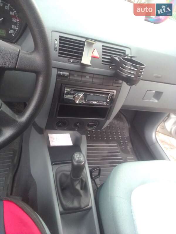 Універсал Skoda Fabia 2001 в Вінниці