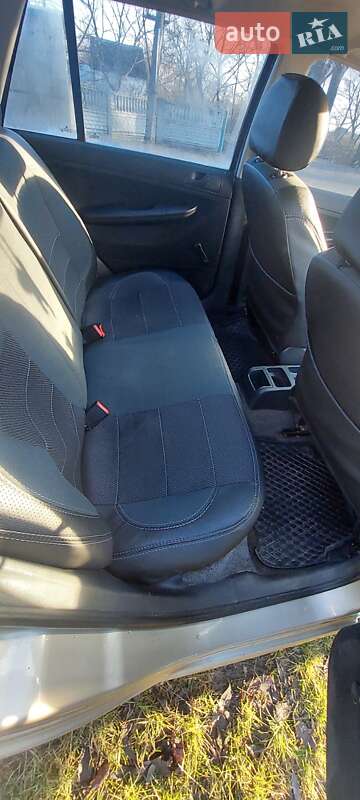 Хэтчбек Skoda Fabia 2005 в Киеве