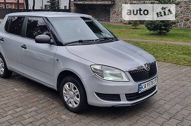 Хетчбек Skoda Fabia 2014 в Києві