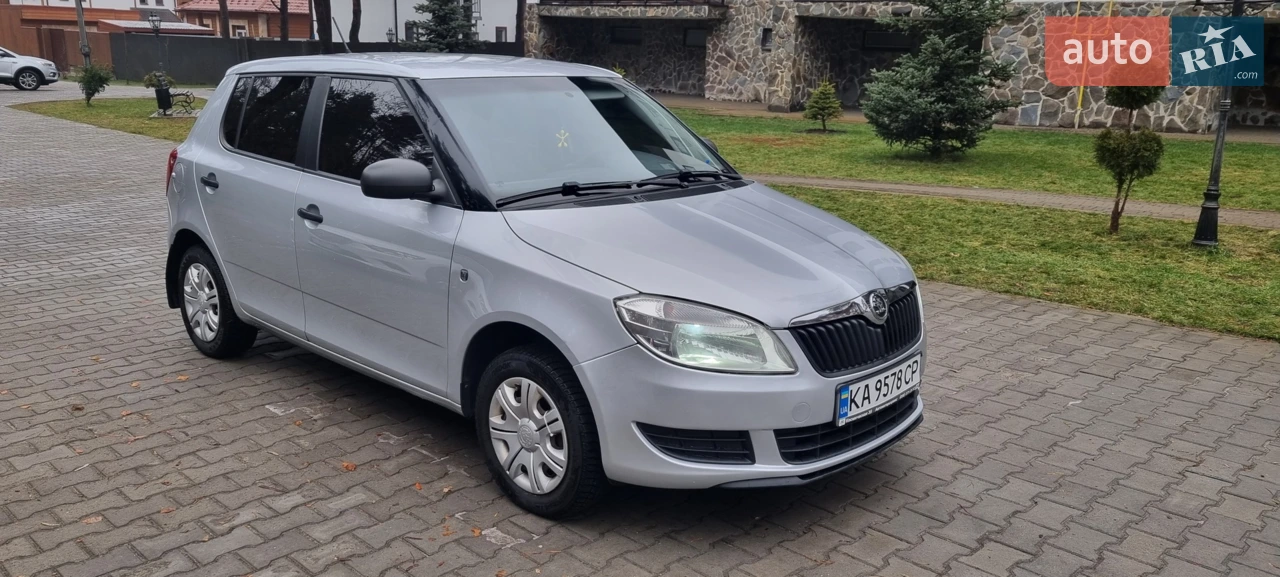 2013 Skoda Fabia - мініатюра 23
