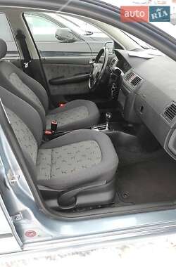 Універсал Skoda Fabia 2003 в Пустомитах
