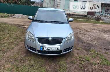 Хетчбек Skoda Fabia 2008 в Кропивницькому