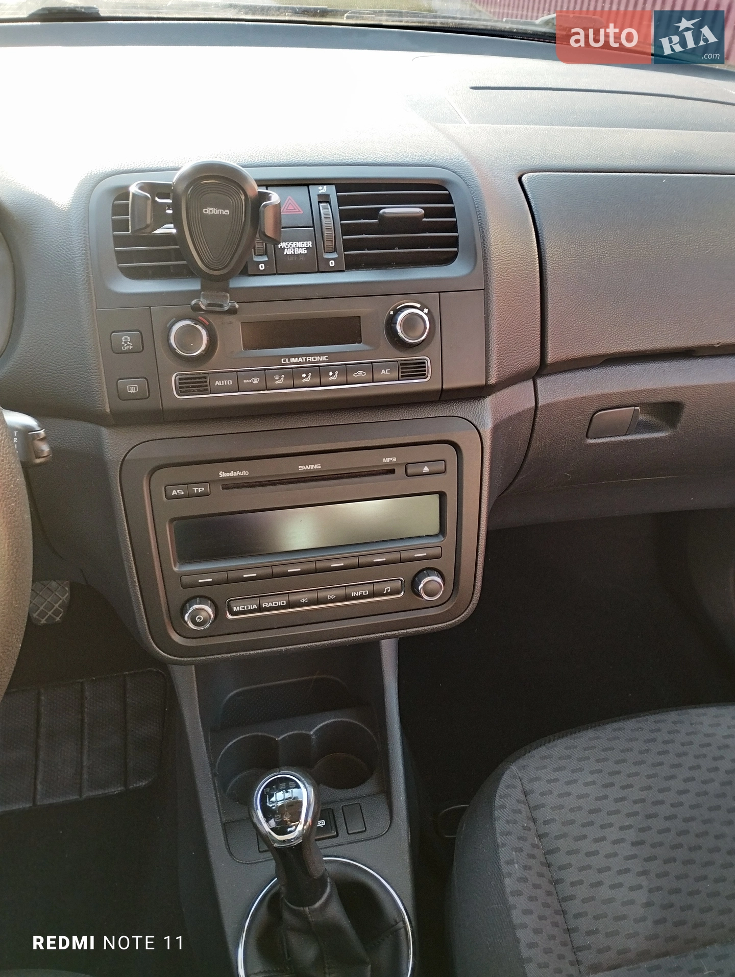 2011 Skoda Fabia - мініатюра 5