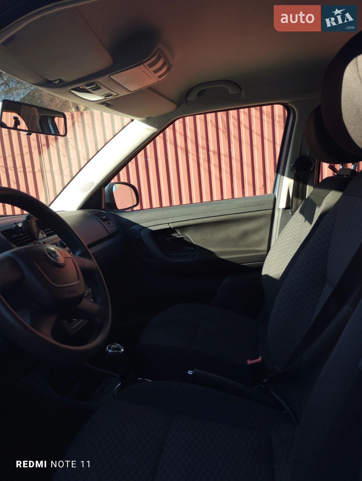 2011 Skoda Fabia - мініатюра 9