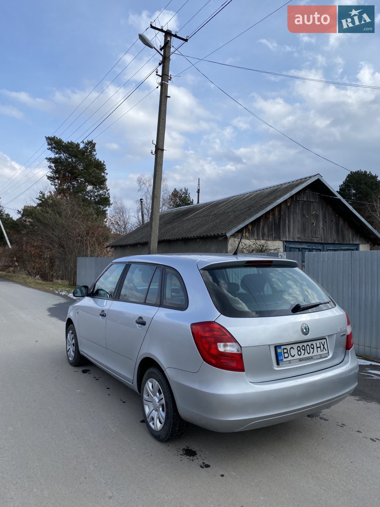 2011 Skoda Fabia - мініатюра 9