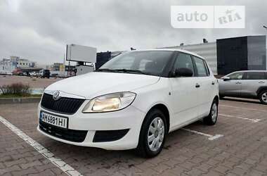 Хэтчбек Skoda Fabia 2011 в Овруче