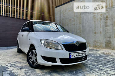 Хэтчбек Skoda Fabia 2012 в Львове
