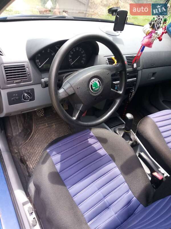 Універсал Skoda Fabia 2002 в Тячеві
