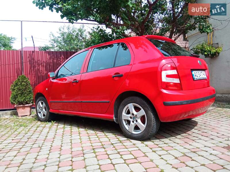 Хетчбек Skoda Fabia 2006 в Ужгороді фото 4 Хетчбек Skoda Fabia 2006 в Ужгороді