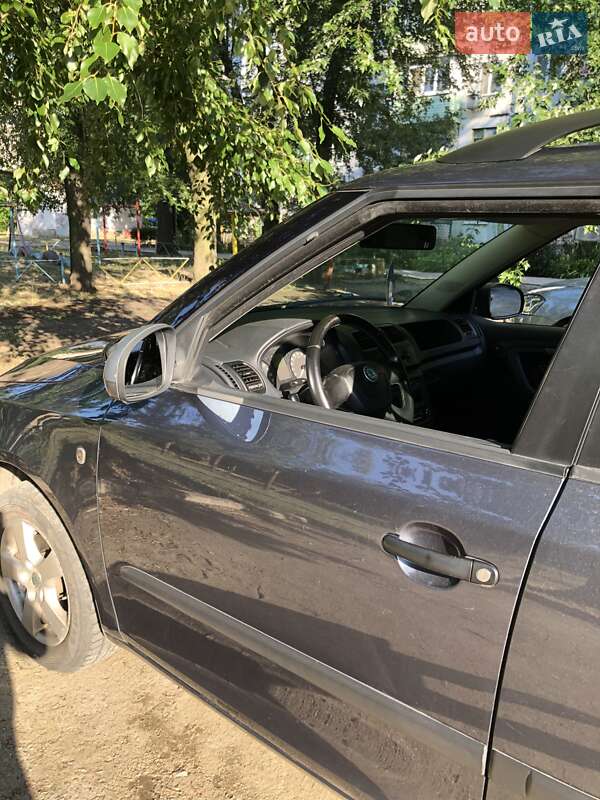 Хетчбек Skoda Fabia 2011 в Кривому Розі фото 3 Хетчбек Skoda Fabia 2011 в Кривому Розі