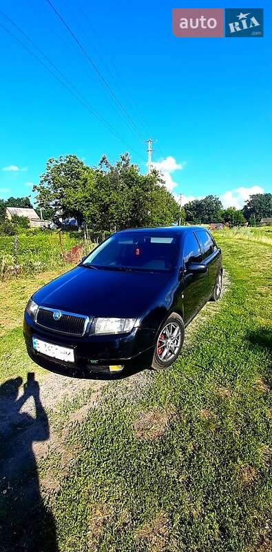 Хэтчбек Skoda Fabia 2001 в Шишаки