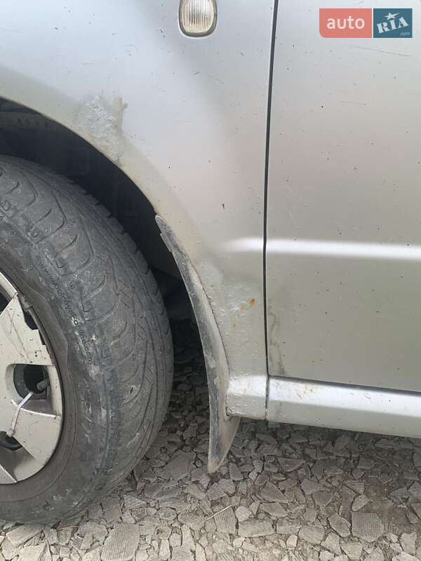 Седан Skoda Fabia 2003 в Бориславе