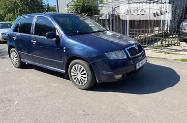 Хэтчбек Skoda Fabia 2002 в Луцке
