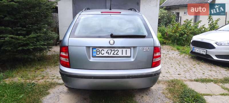 Універсал Skoda Fabia 2003 в Пустомитах