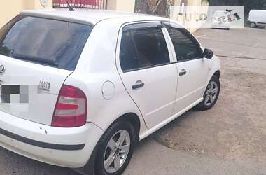 Хэтчбек Skoda Fabia 2005 в Днепре