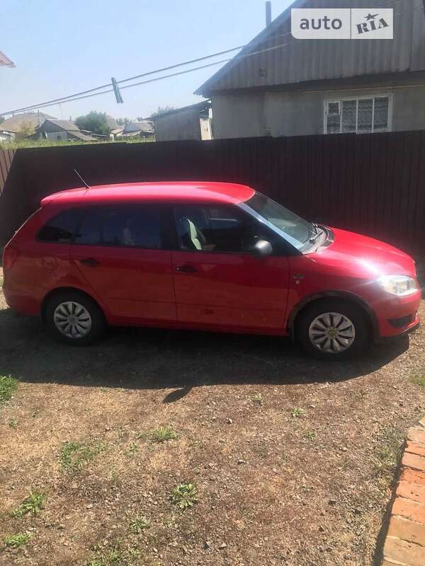 Skoda Fabia 2011