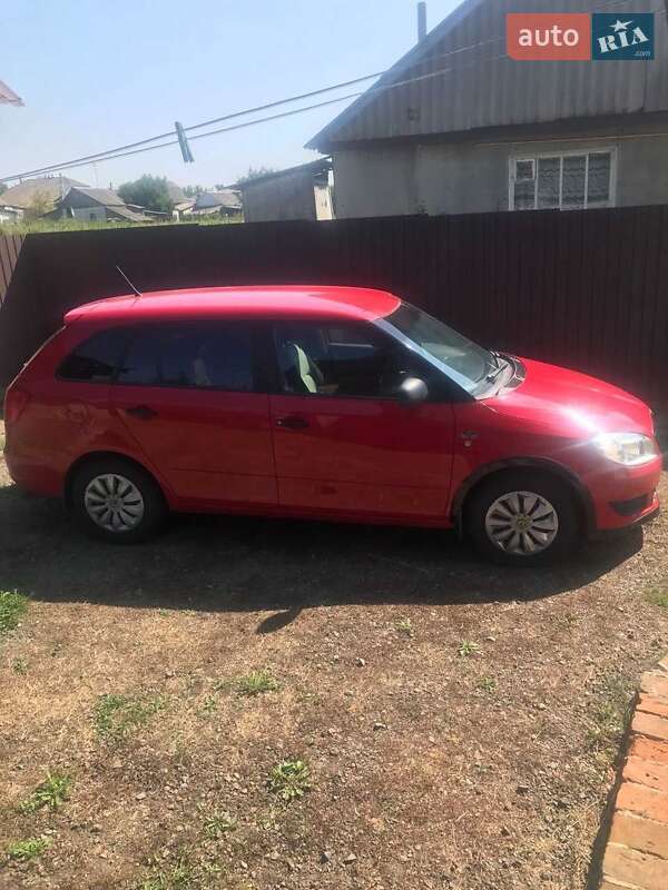Універсал Skoda Fabia 2011 в Мені фото 4 Універсал Skoda Fabia 2011 в Мені