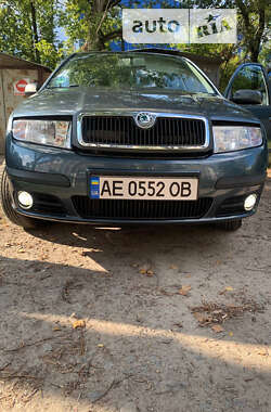 Хэтчбек Skoda Fabia 2006 в Днепре