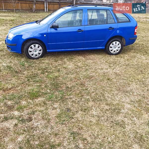 Універсал Skoda Fabia 2005 в Ужгороді