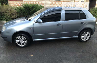 Хэтчбек Skoda Fabia 2004 в 