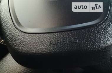 Хэтчбек Skoda Fabia 2010 в 