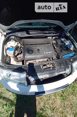 Хэтчбек Skoda Fabia 2000 в 