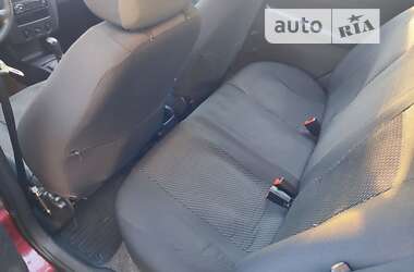 Хетчбек Skoda Fabia 2006 в 