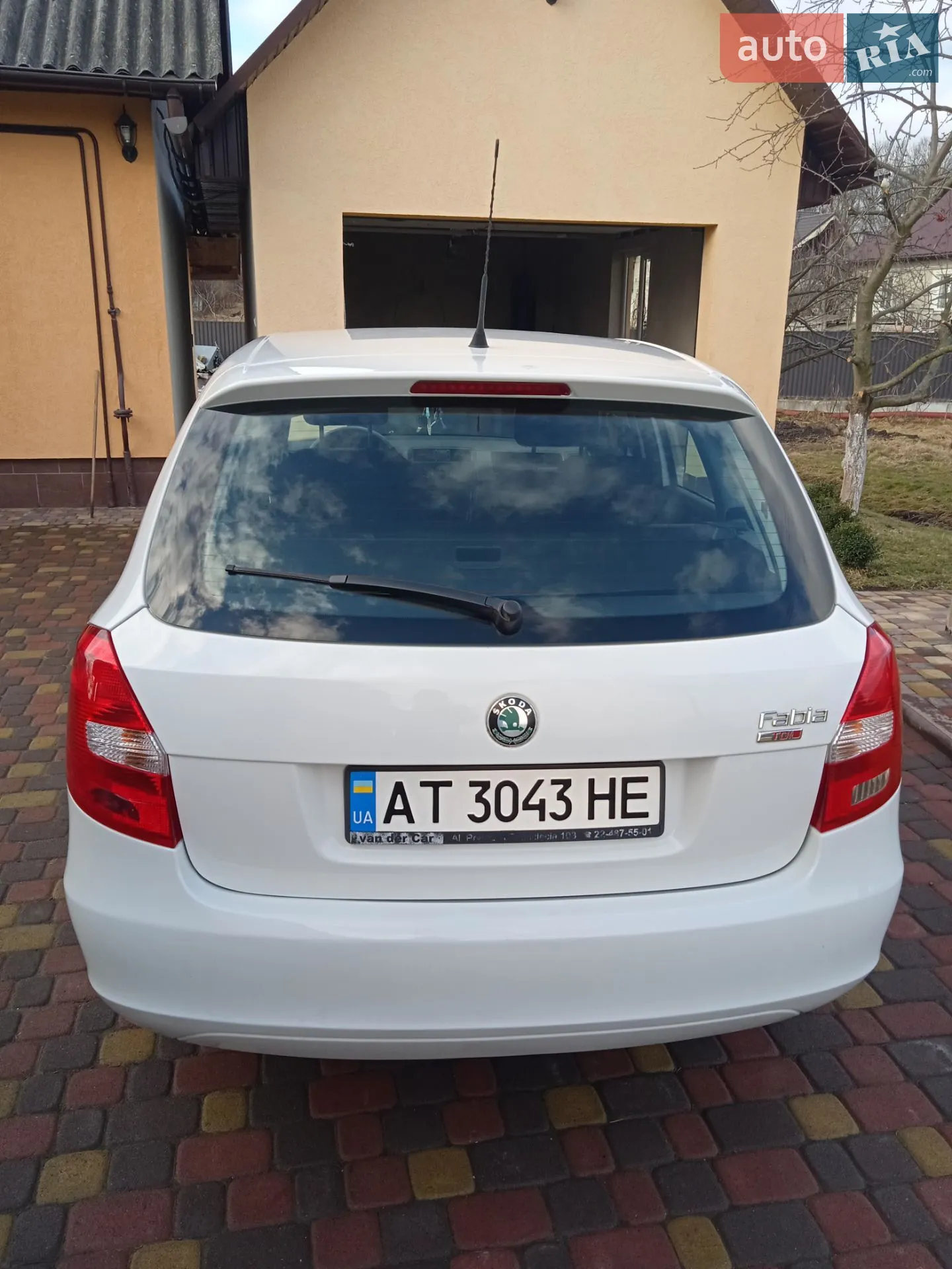 2010 Skoda Fabia - мініатюра 4