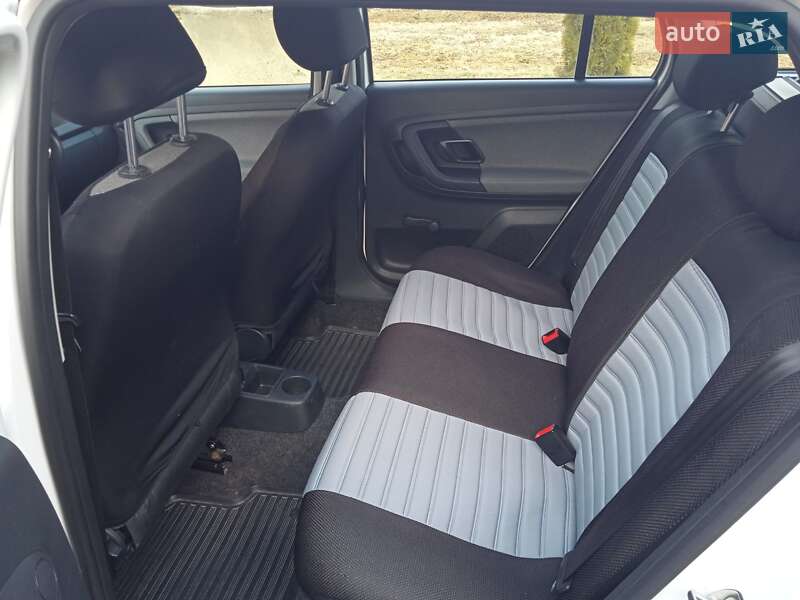 Хетчбек Skoda Fabia 2010 в Коломиї