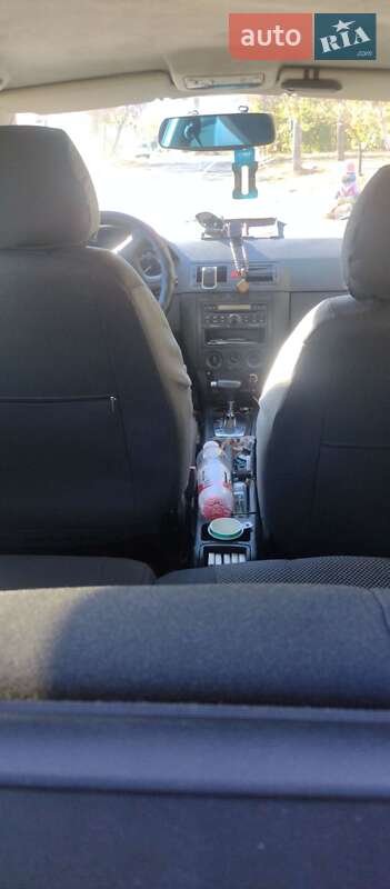 Универсал Skoda Fabia 2004 в Николаеве