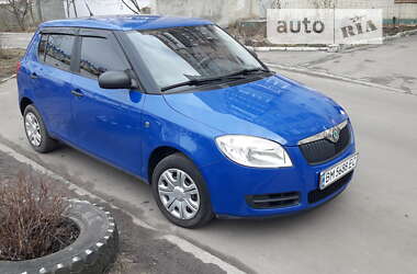 Хетчбек Skoda Fabia 2009 в Сумах