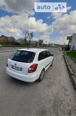 Универсал Skoda Fabia 2010 в Львове