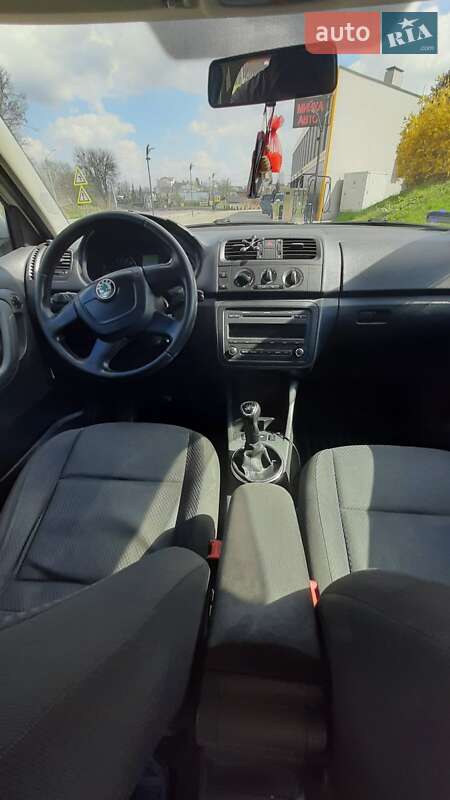 Універсал Skoda Fabia 2010 в Львові