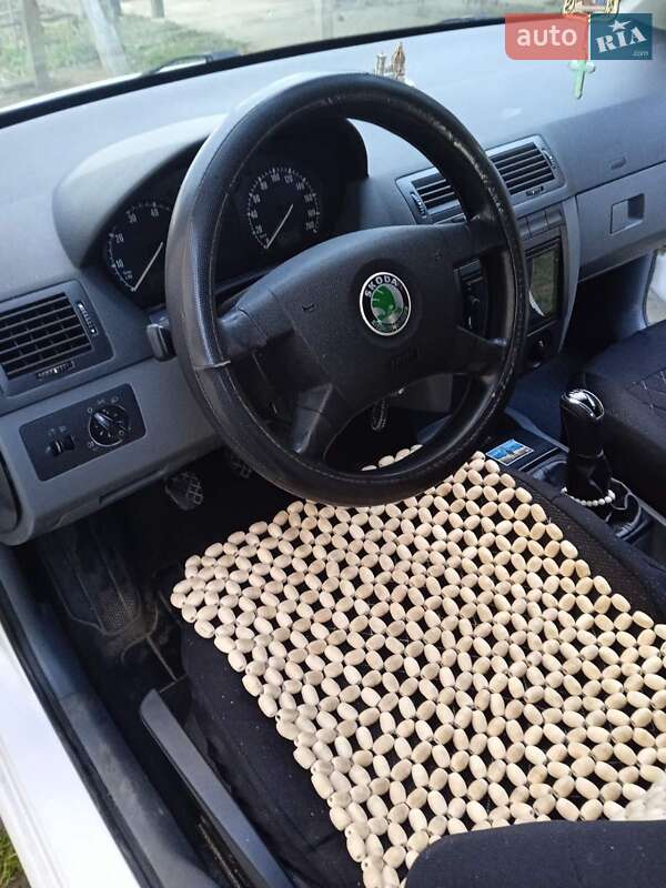 Хетчбек Skoda Fabia 2002 в Івано-Франківську