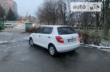 Хэтчбек Skoda Fabia 2008 в Днепре