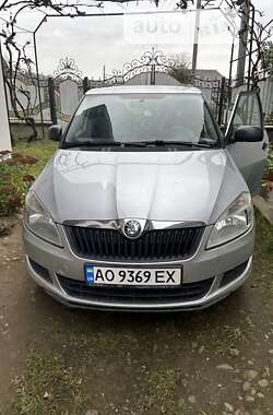 Хэтчбек Skoda Fabia 2011 в Тячеве