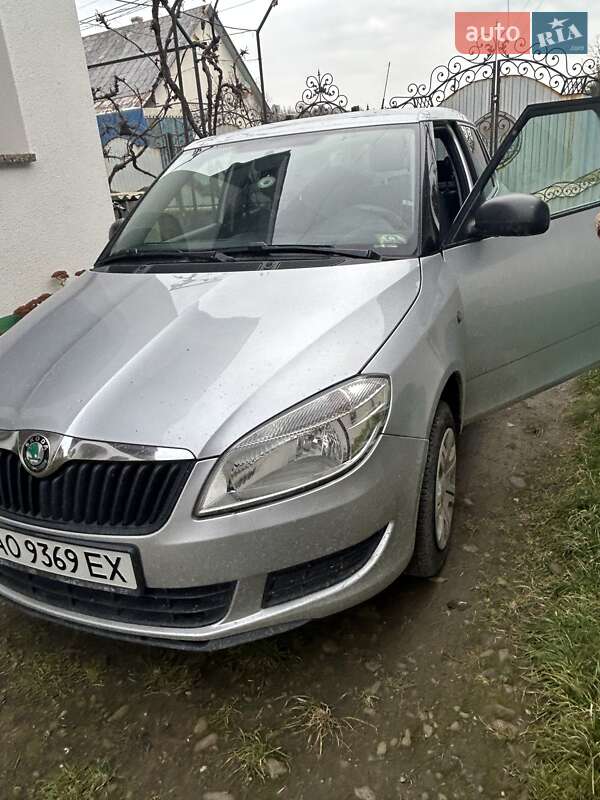 Хетчбек Skoda Fabia 2011 в Тячеві