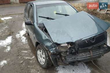 Хэтчбек Skoda Fabia 2002 в Ладыжине