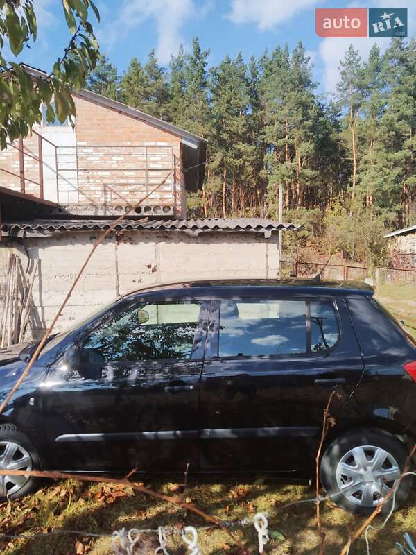 Хэтчбек Skoda Fabia 2011 в Сумах фото 6 Хэтчбек Skoda Fabia 2011 в Сумах