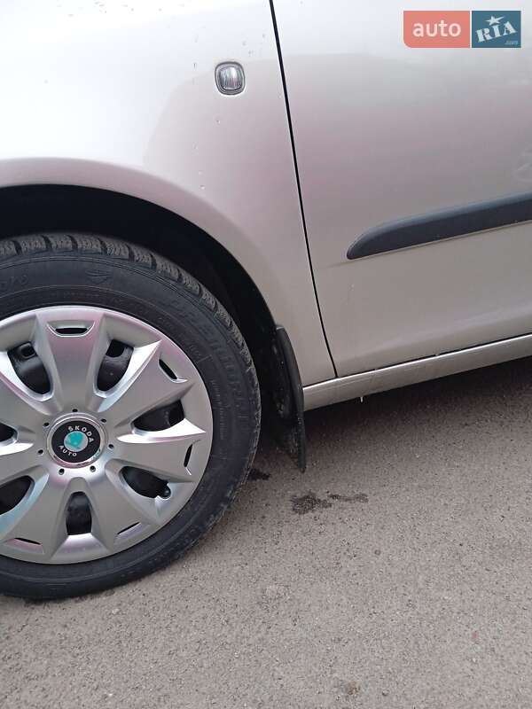 Хэтчбек Skoda Fabia 2007 в Тульчине