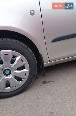 Хэтчбек Skoda Fabia 2007 в 